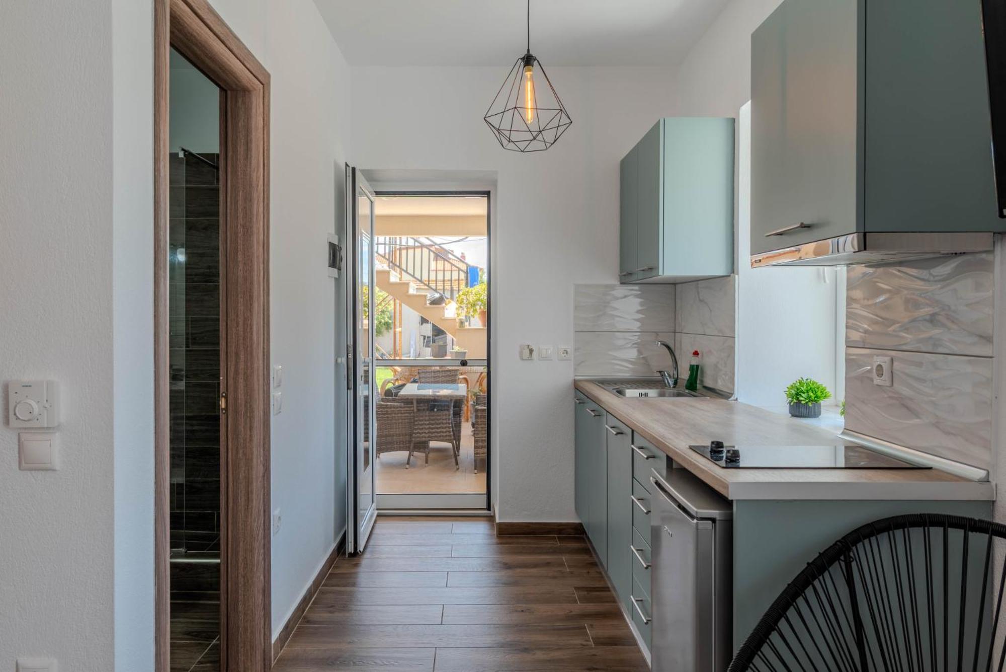 Aigli Luxury Studios Nea Roda Exterior foto